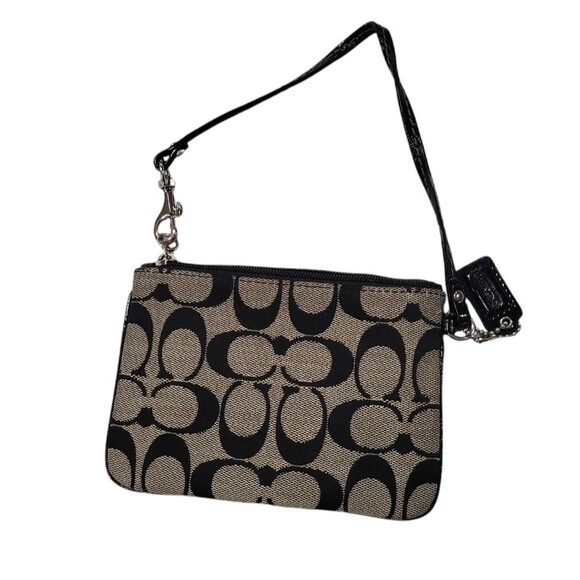 Authentic EUC Coach signature canvas wallet Wristlet designer luxury - Picture 2 of 8